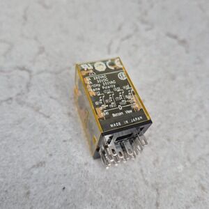 IDEC Power Relay RU4S-M-A110 110-120VAC 4PDT 6A 14-Pin Clear Yellow Unisex